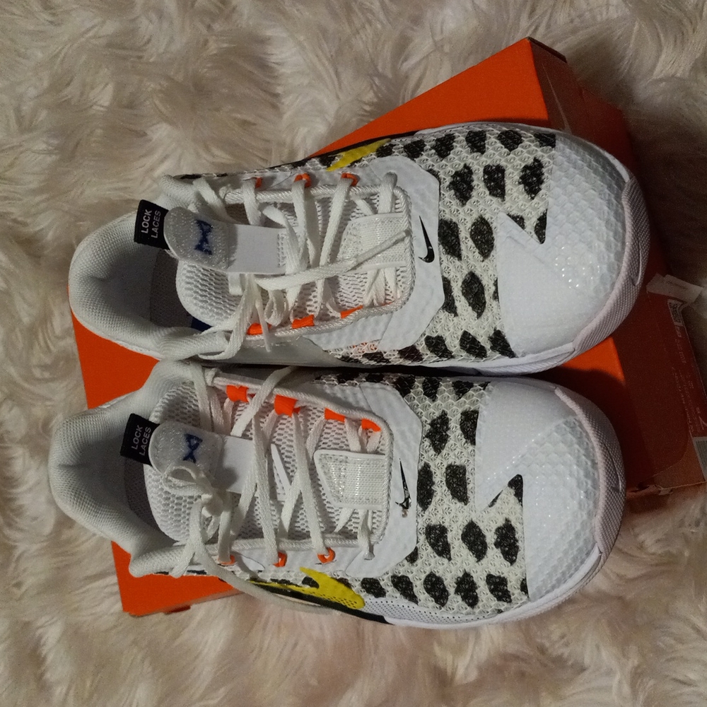 Womens nikee Metcon 7